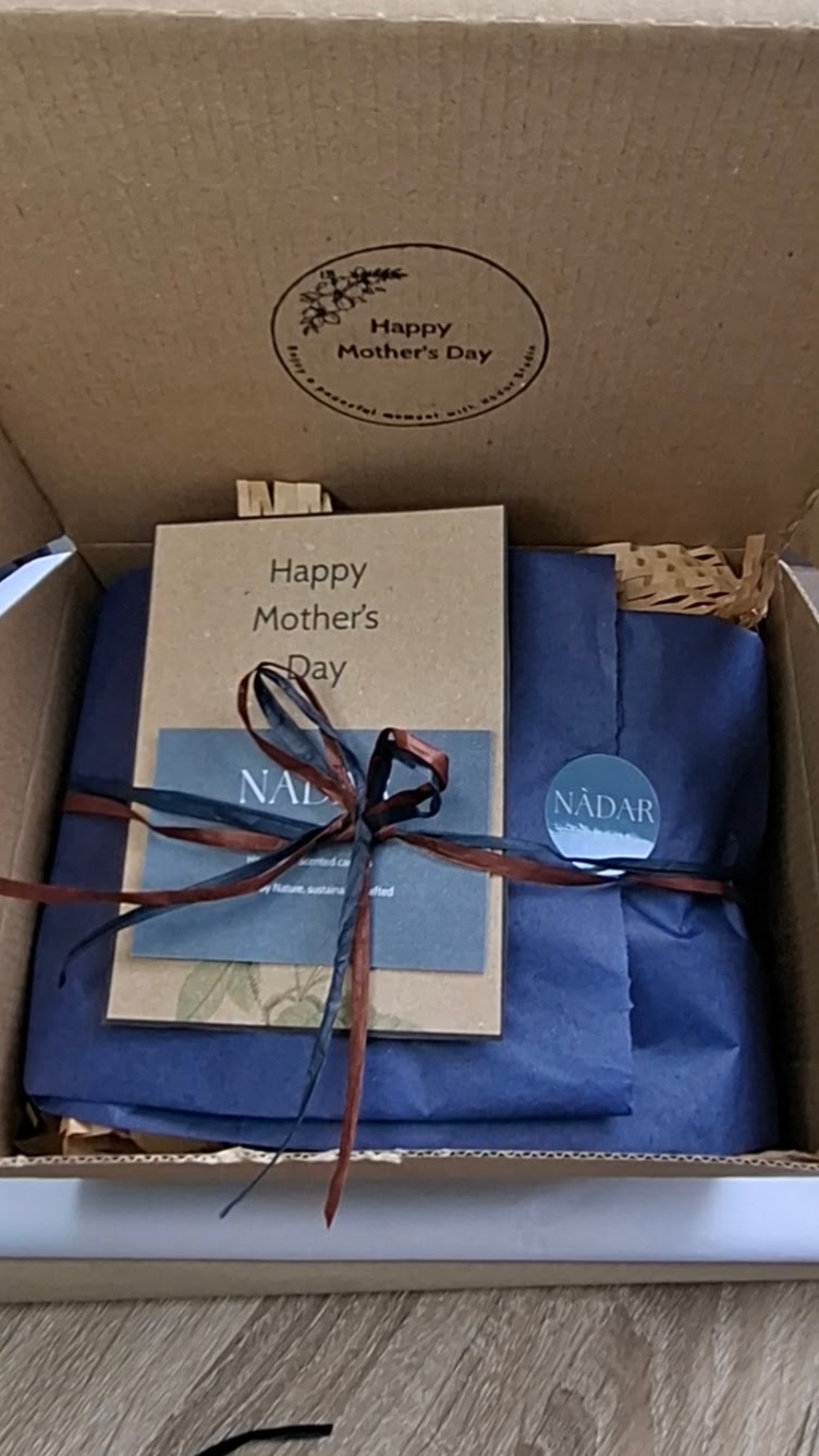 Munro Mist - Hand-poured soy wax candle